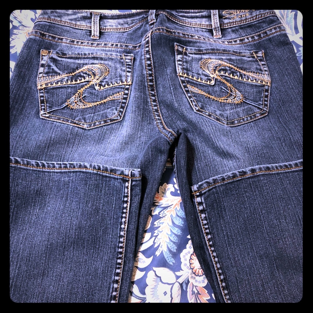Nice silver jeans worn once couldn’t fit no tag.